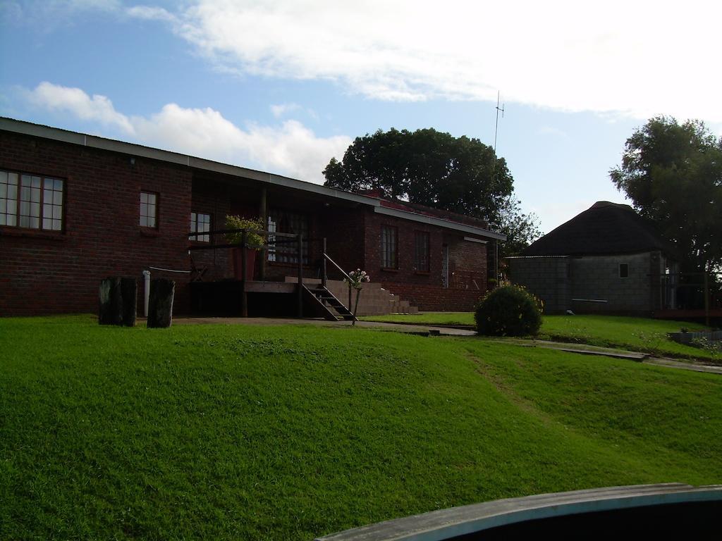 The Hexagon Wildlife Conservation Hotel Uitenhage Exterior photo